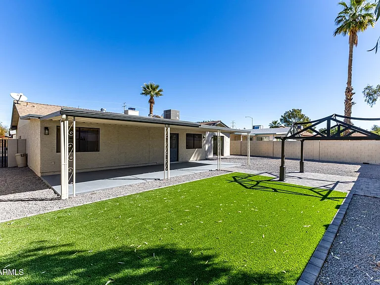 4749 E Contessa St — Photo 28