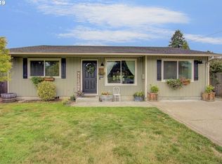 659 SE 11th St, Dundee, OR 97115