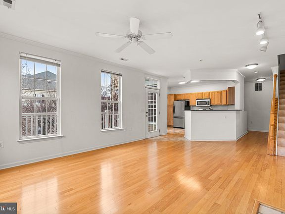 2nd image of 235 King Farm Blvd #235