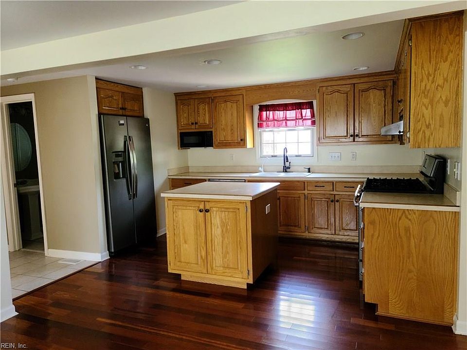 1st image of 1312 Poquoson Ave