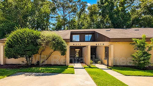 8271 Pineverde Ln Photo 1