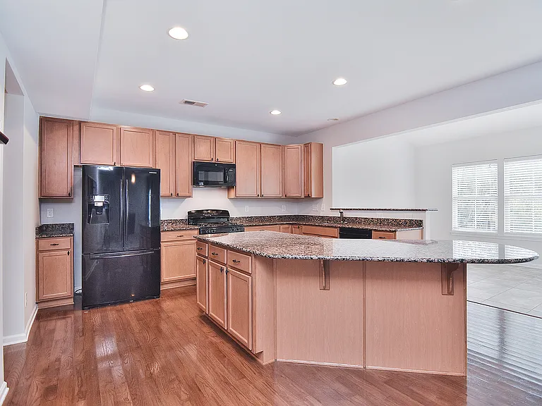5115 Chapel Chase Ln — Photo 10