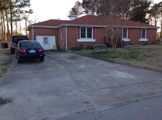 401 Maplehurst Dr, Jacksonville, NC 28540