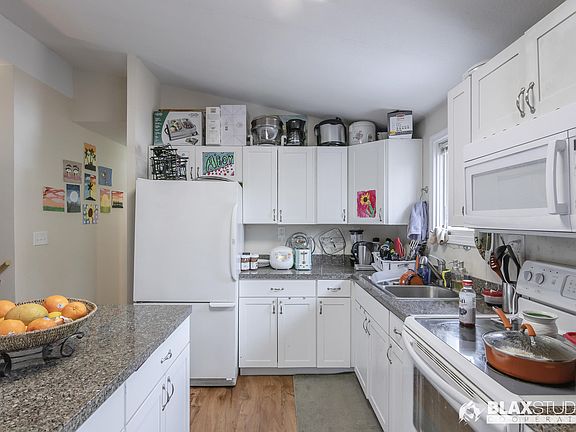 2nd image of 4486 Stanford Dr