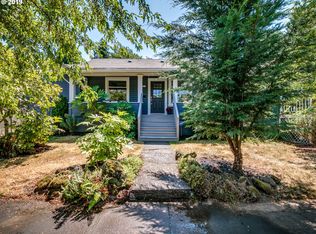 3594 SE Sherman St, Portland, OR 97214