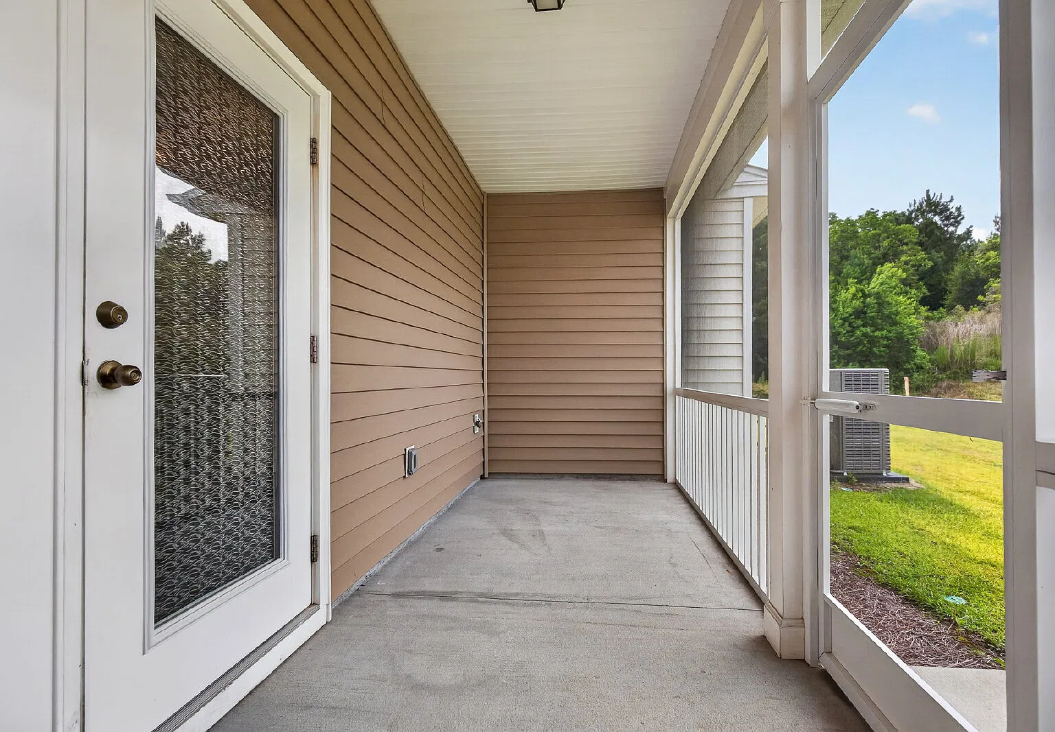 2 bed, 3.0 bath, 1460 sqft, $1,850 — Photo 4