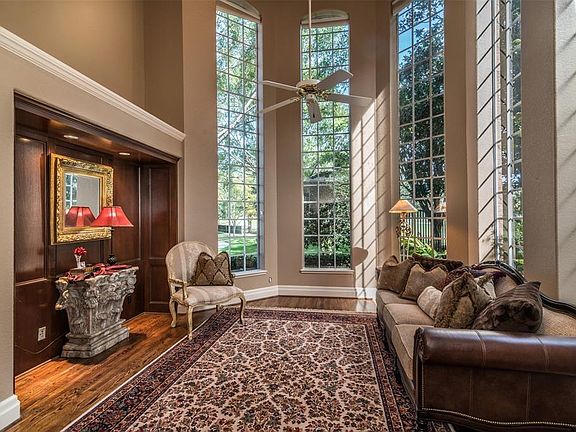 5th image of 3803 Canyon Bluff Ct