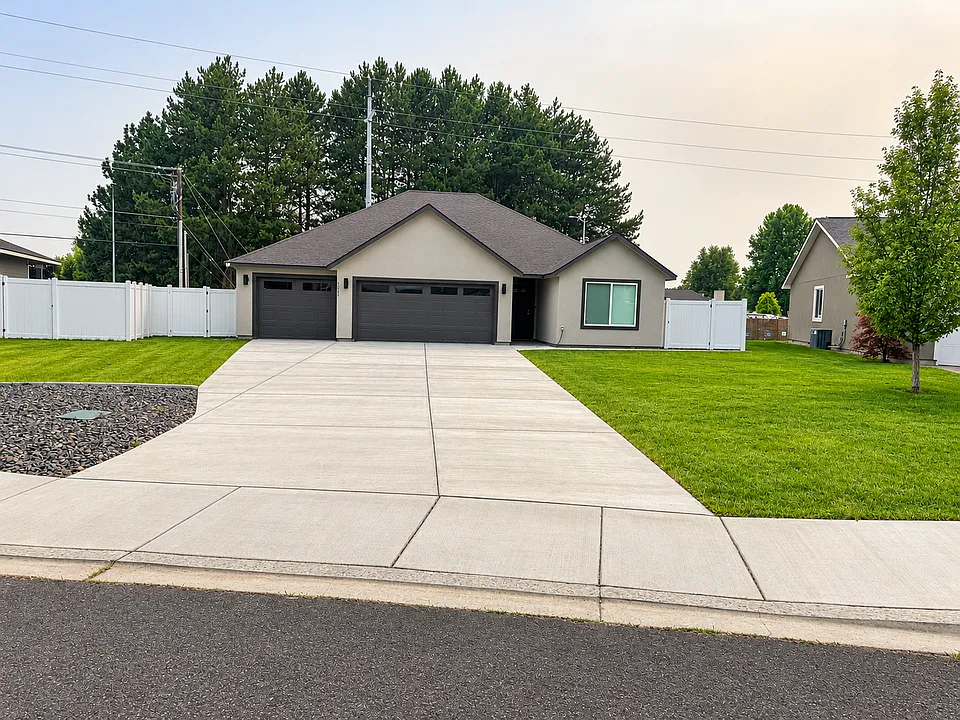 7506 Cornflower Dr