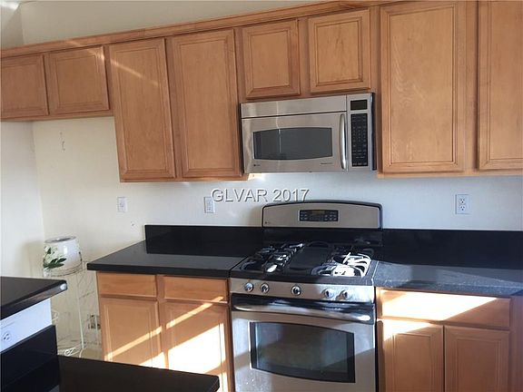 5th image of 341 Fox Blitz Ave #0