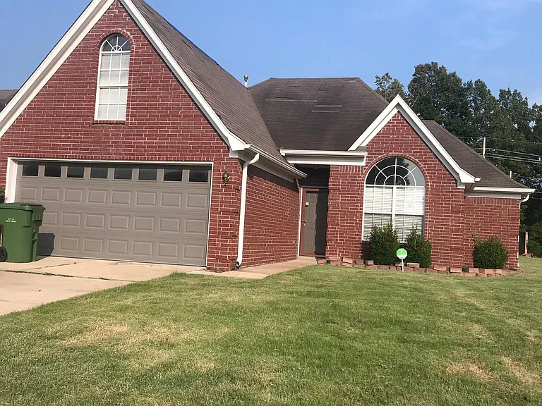Large fenced lot