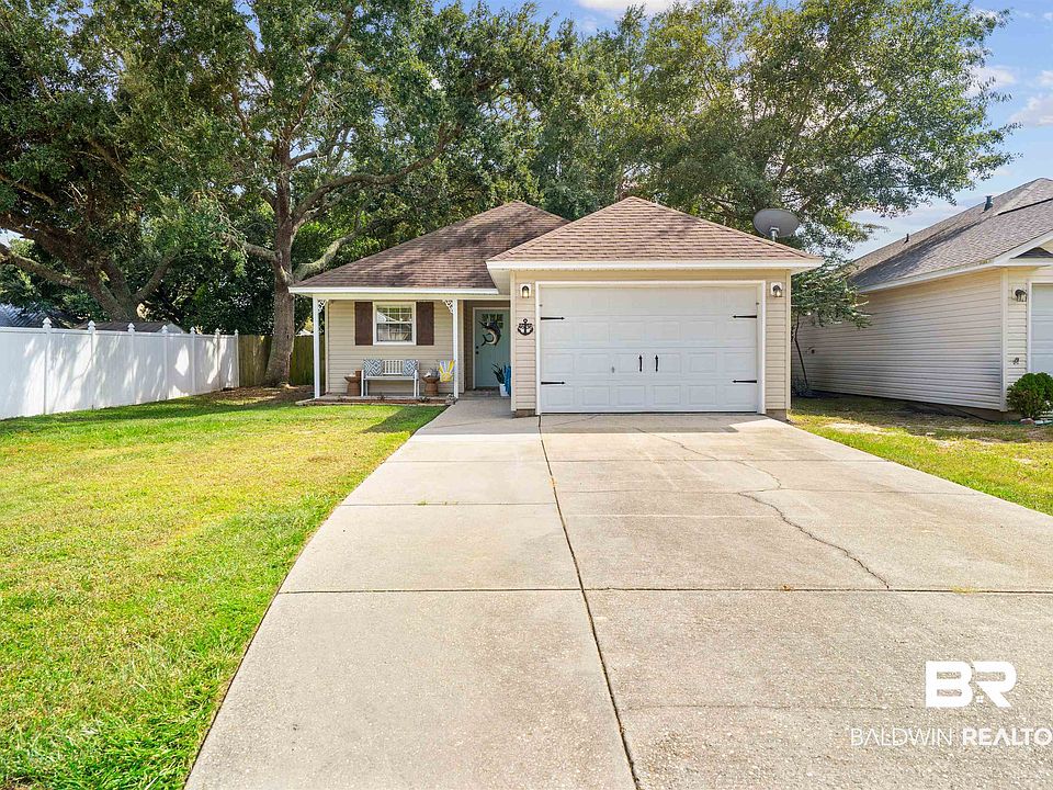1st image of 4636 Pine Blvd