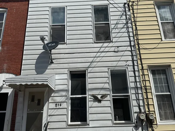 814 W Race St, Pottsville, PA 17901