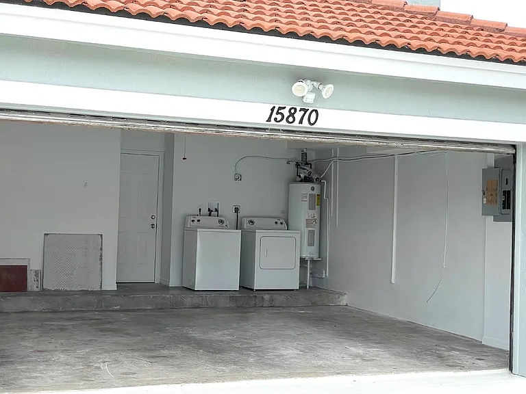 15871 SW 85th Ln — Photo 7