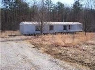 266 Pickett Lake Rd, Coalmont, TN 37313