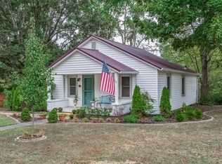 701 Dykeman Rd, Dickson, TN 37055