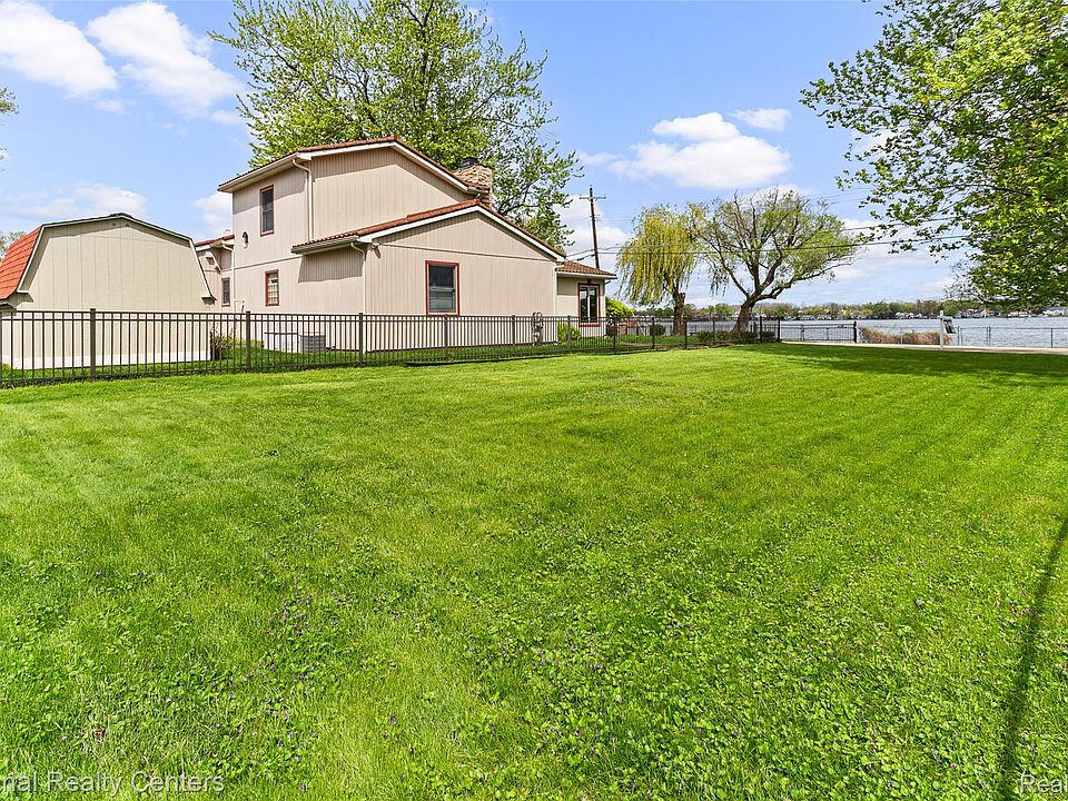 903 S Lake Dr, photo 6