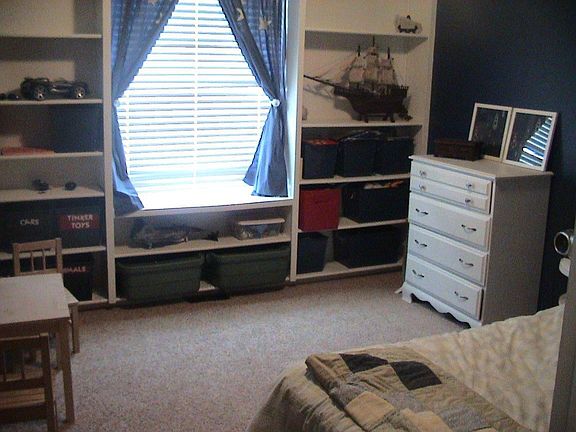 Large bedrooms with built-ins