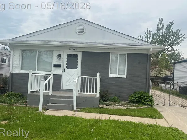 19758 Vermander Ave, Clinton Township, MI 48035
