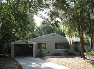 635 N Eustis St, Eustis, FL 32726
