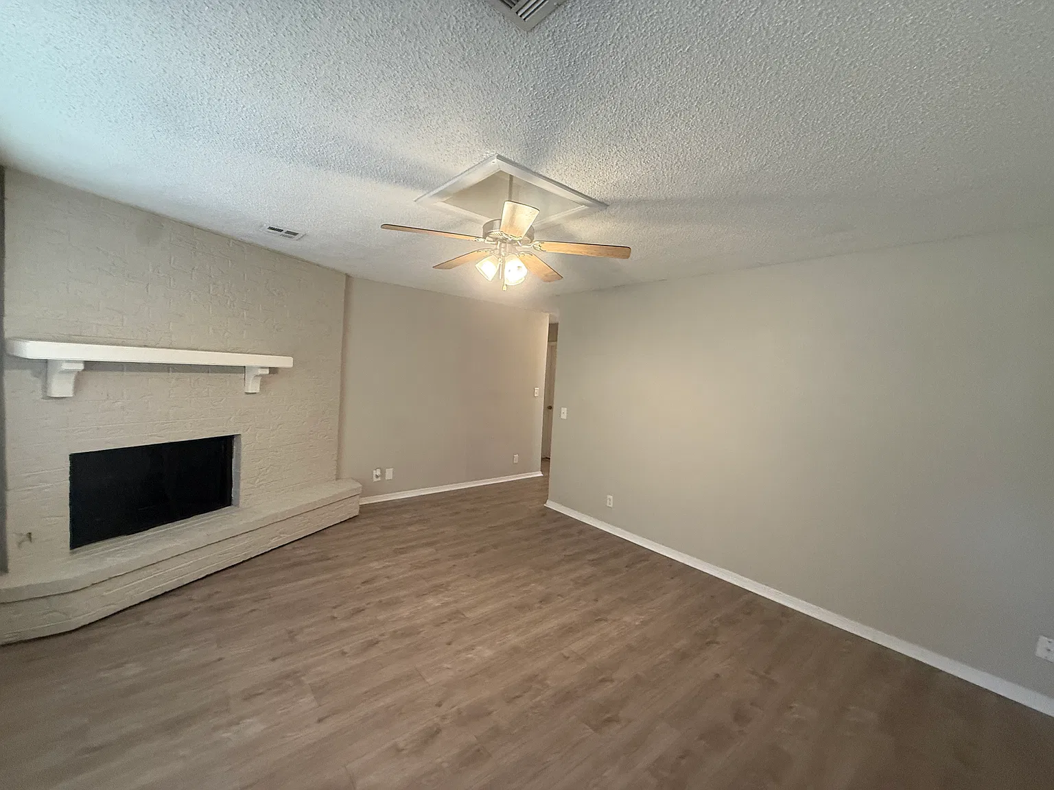 212 West Edgewater St. 74012 — Photo 4