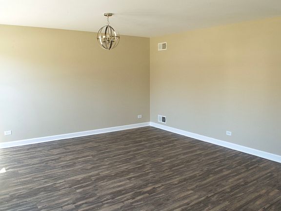 5th image of 37549 Lyons Woods Ct