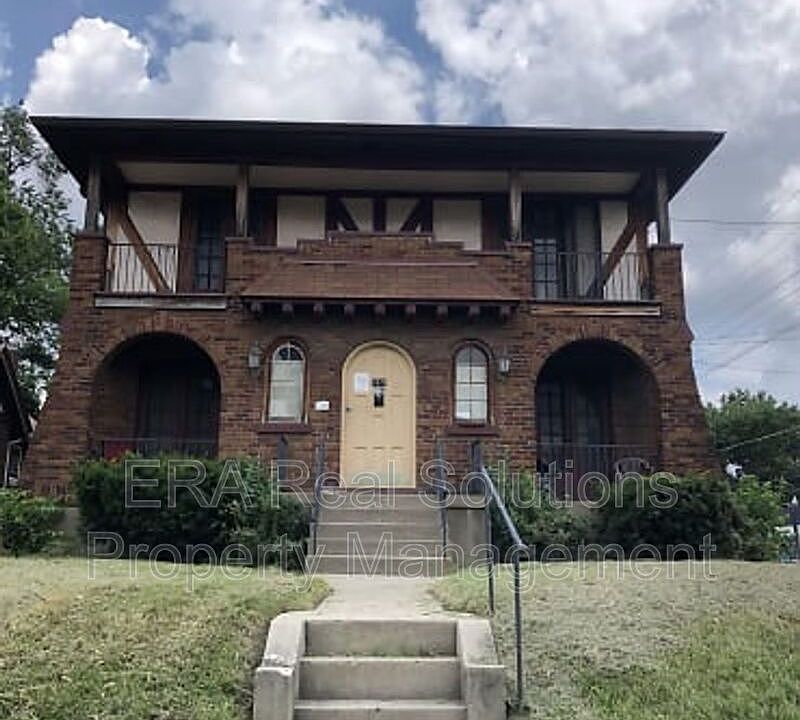 1st image of 1970 Catalina Ave APT 4