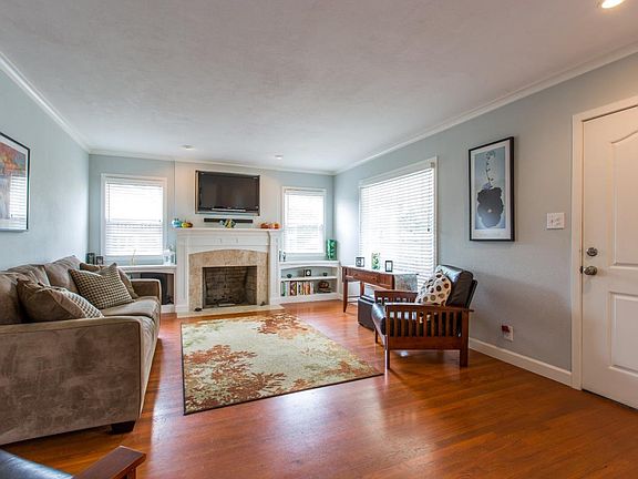 5th image of 1394 Walnut Dr