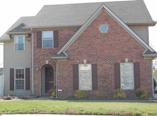 8320 Manchester Ct, Evansville, IN 47725