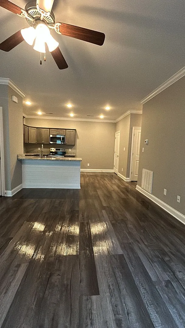 144 Enterprise Court Building 7 — Photo 1