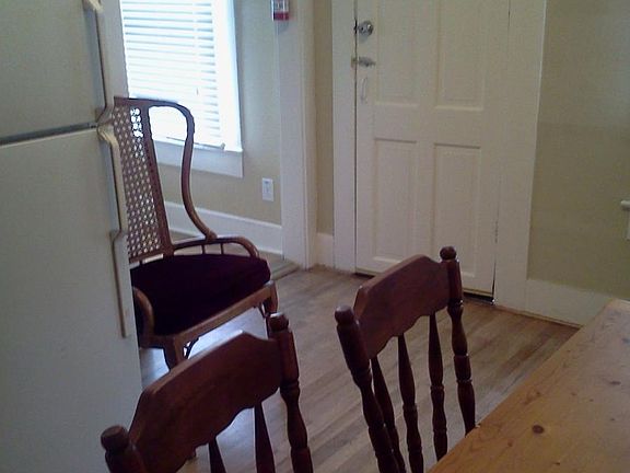 5th image of 202 Edgewood St #A