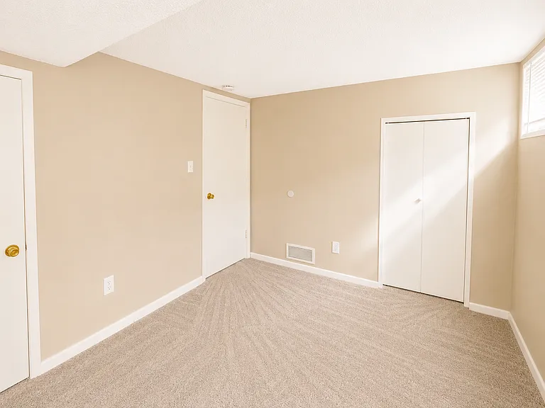 202 NE Westwind Dr #A — Photo 14