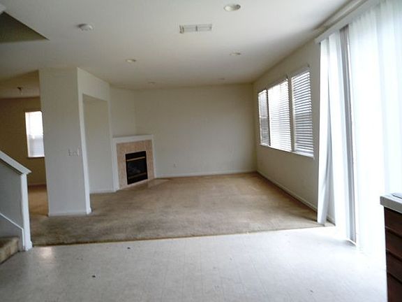3rd image of 1223 Gannet Ln