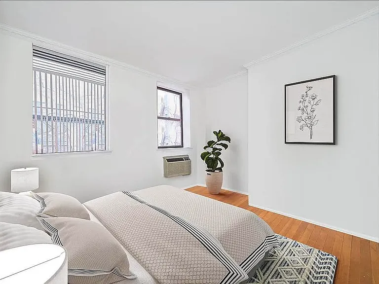 103 W 105th St #2A — Photo 5