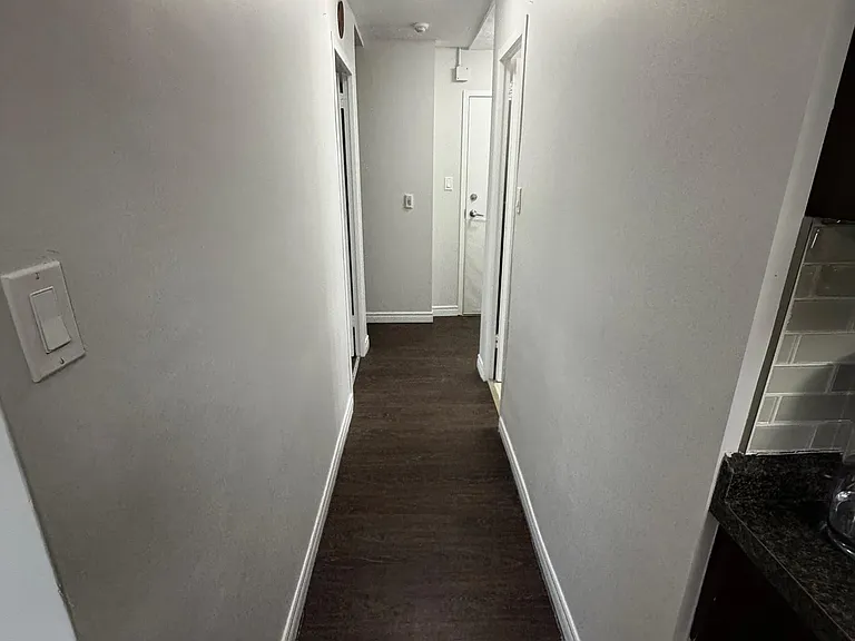 20 Bradmon Dr #220 — Photo 7
