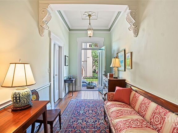 5th image of 11 W Charlton Street