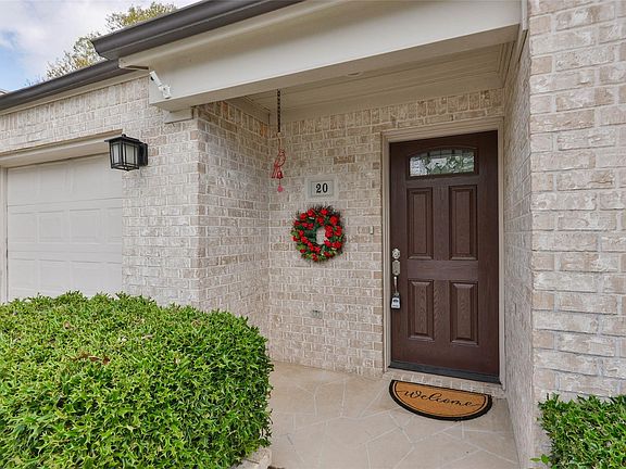 2nd image of 20 Golfview Manor Rd