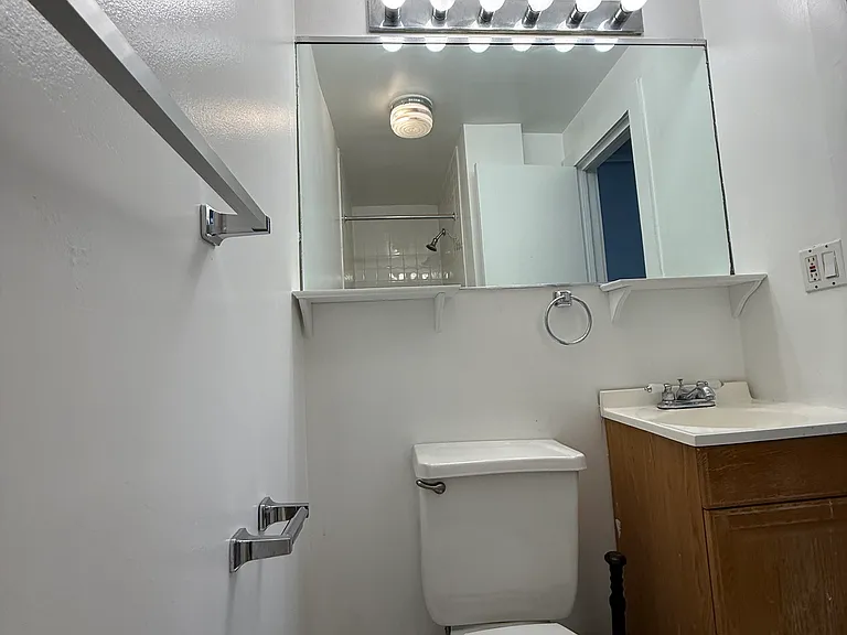 5 W 16th St #6 — Photo 7