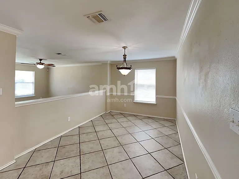 10711 N Shaenridge — Photo 8