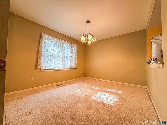 3rd image of 1229 Winsted Road #89