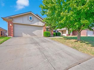 2413 Wheatland Dr, Norman, OK 73071