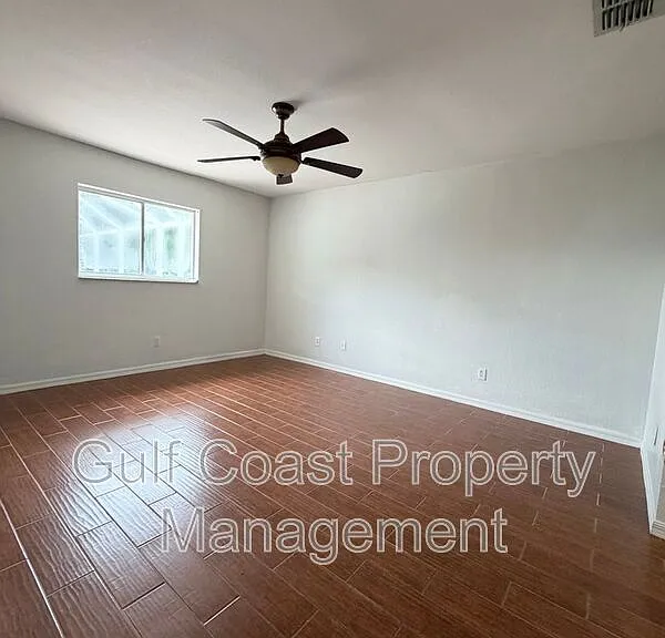 4017 NE 10th Ave — Photo 19