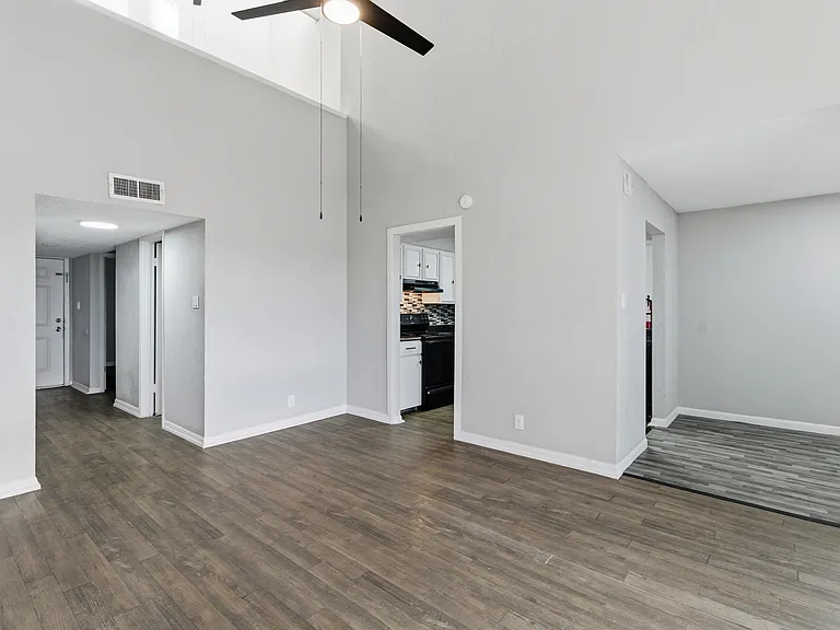 The Pointe at Babcock — Photo 7