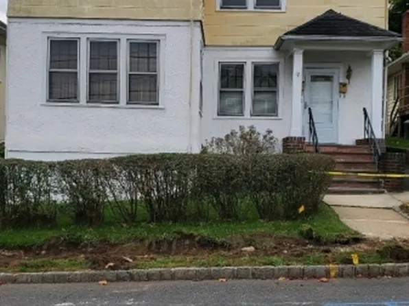 12 John St, Summit, NJ 07901