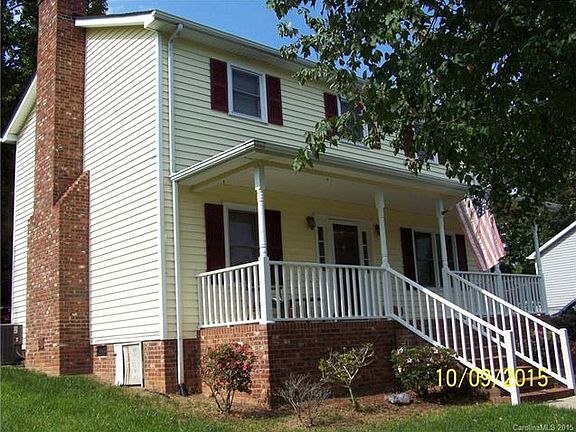 2nd image of 1302 Creekview Dr
