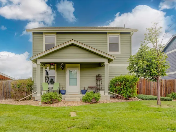 2718 Quarterland Street, Strasburg, CO 80136