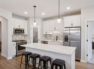 1519 80th St, Victoria, MN 55386