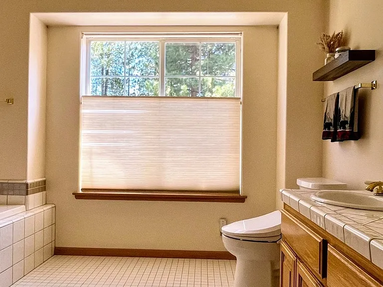 1654 Plateau Cir — Photo 16