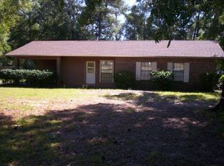 4828 Rooks Dr, Marianna, FL 32446