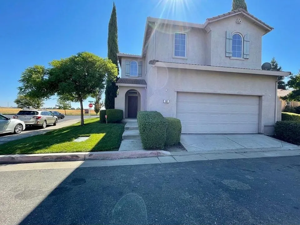 101 Dragonfly Cir