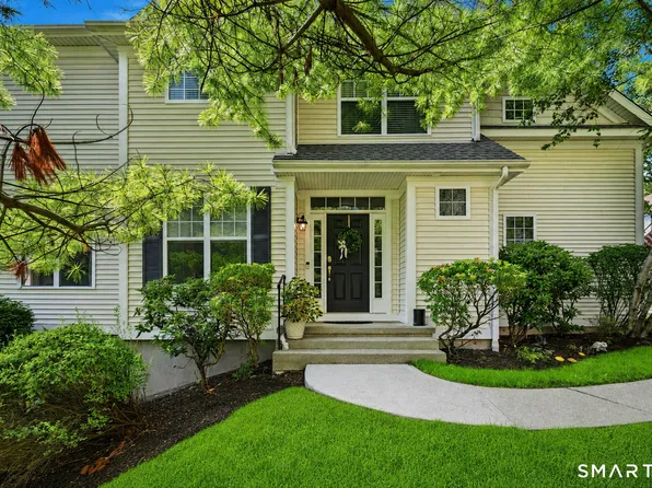 34 Faith Lane #34, Danbury, CT 06810